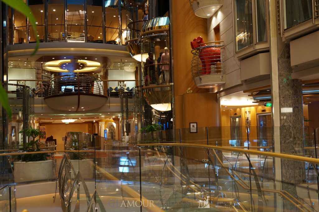 The Promenade, Independence of the Seas