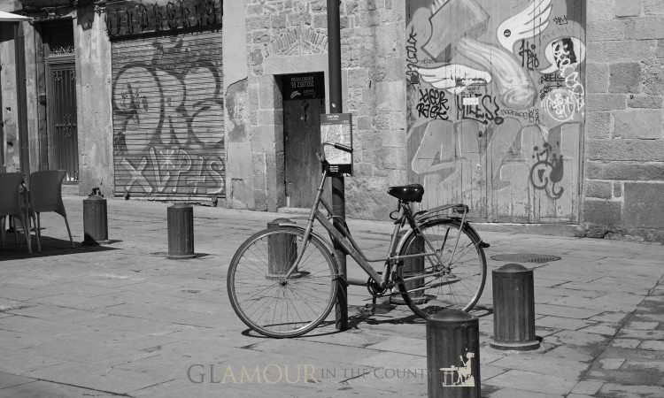 Street art and bicycle in Barcelona