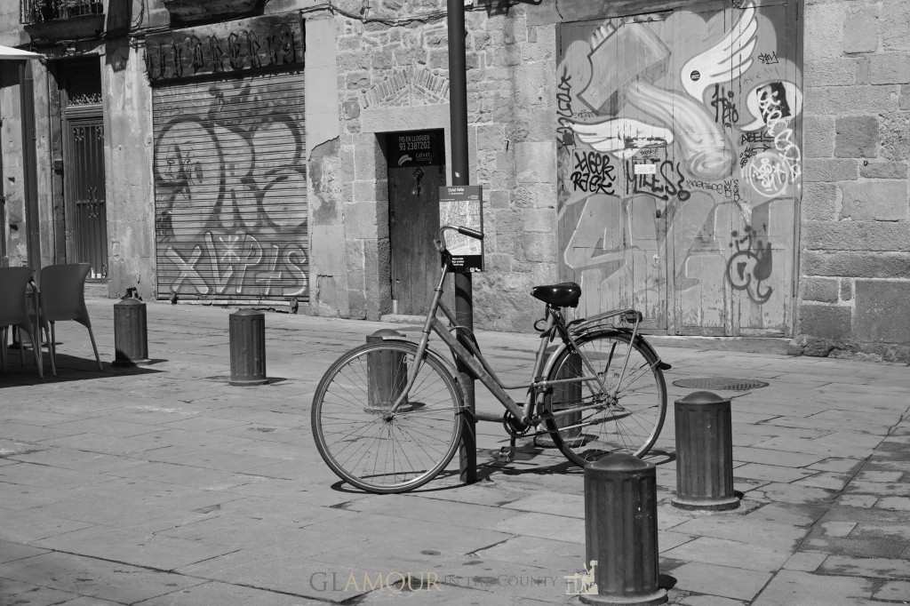 Street art and bicycle in Barcelona