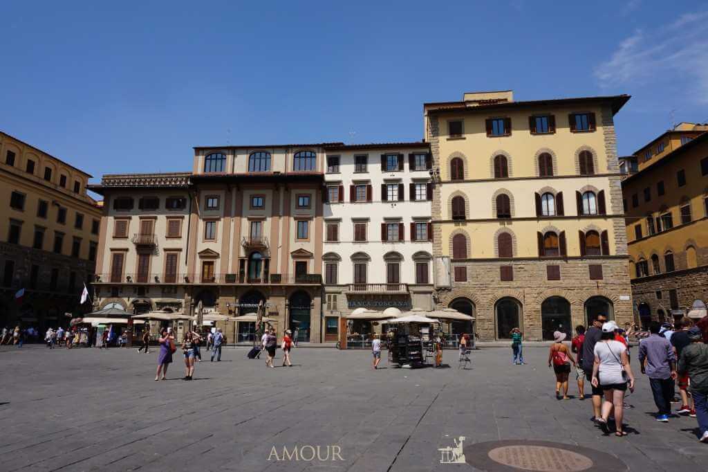 Piazza Della Republica, Florence, Italy 